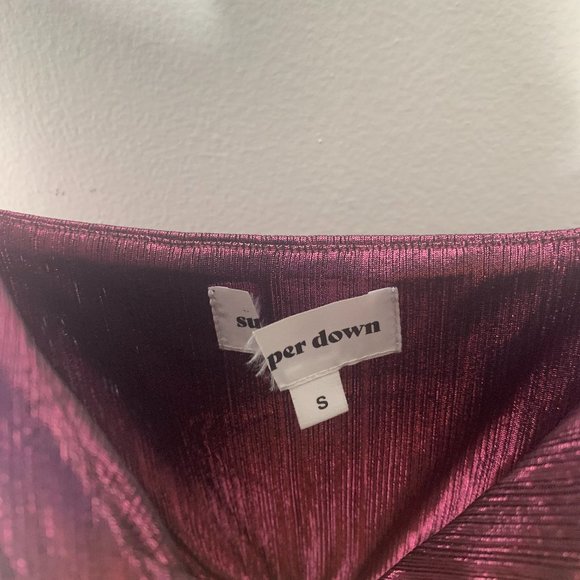 NEW Superdown Emerson metallic foil jumpsuit Small 🌟 - Picture 6 of 12